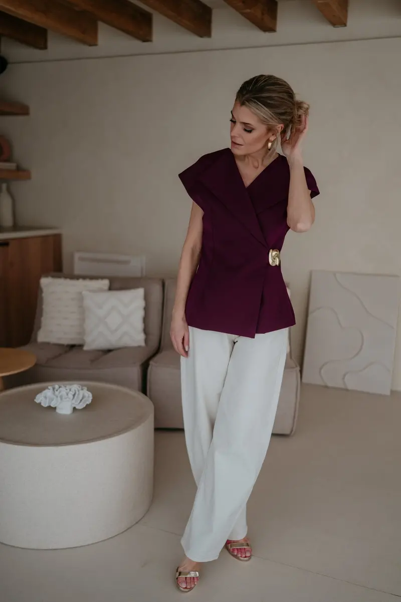 Drenare Burgundy Rib-Knit Sleeveless Top 1