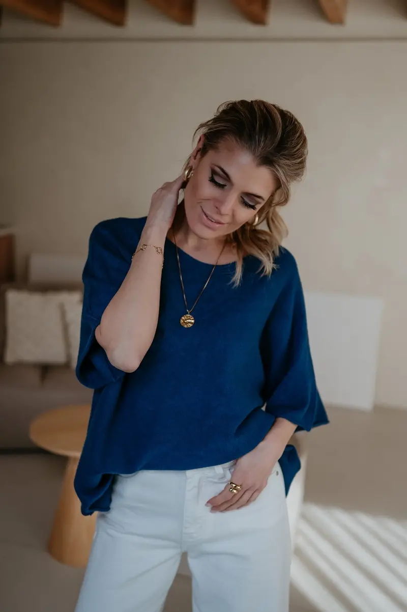 Ebide Navy Blue Cable-Knit Cardigan 1