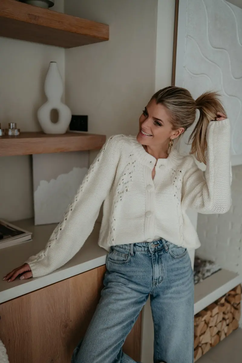 Flevire Ecru Lightweight Cardigan – Versatile Open-Front Knit 1