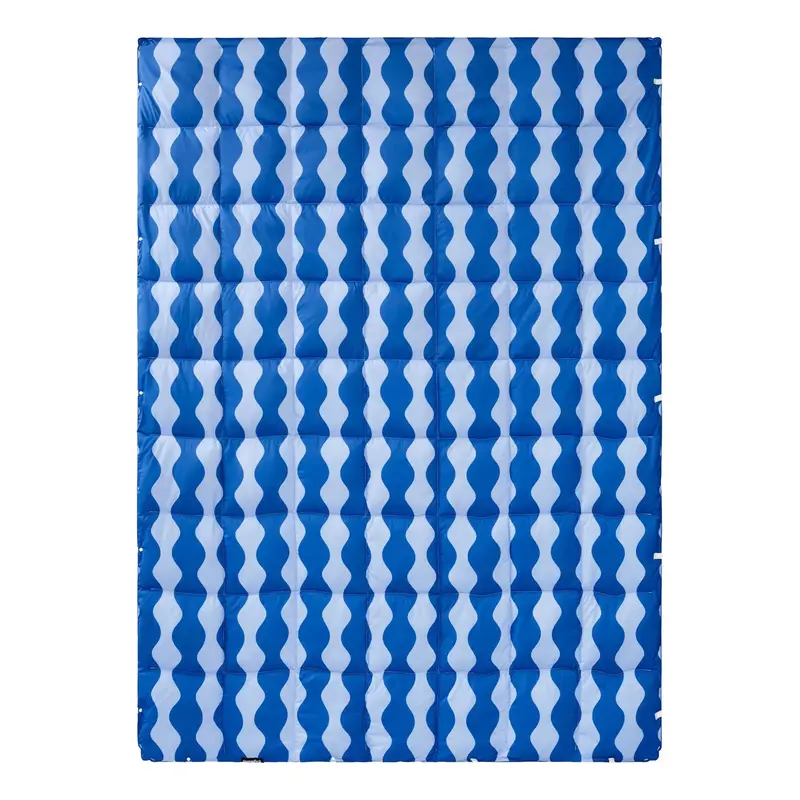 Graphene-Infused Puffer Throw Blanket 1
