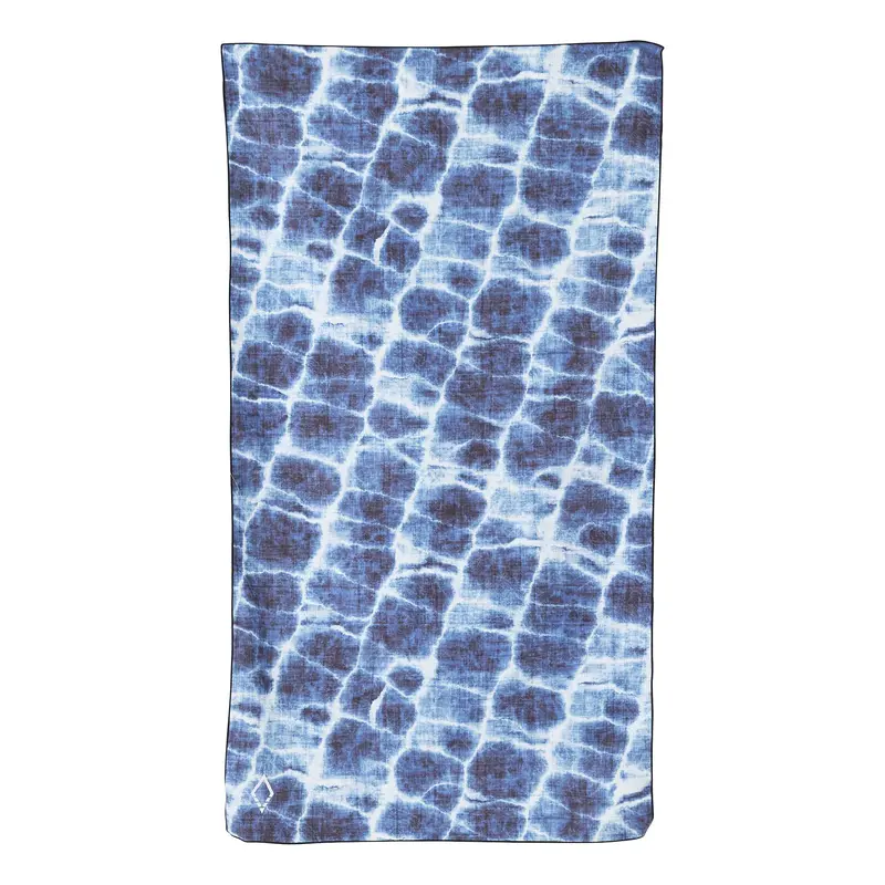 Lightweight Ultralight Towel – Pack Down Small 1