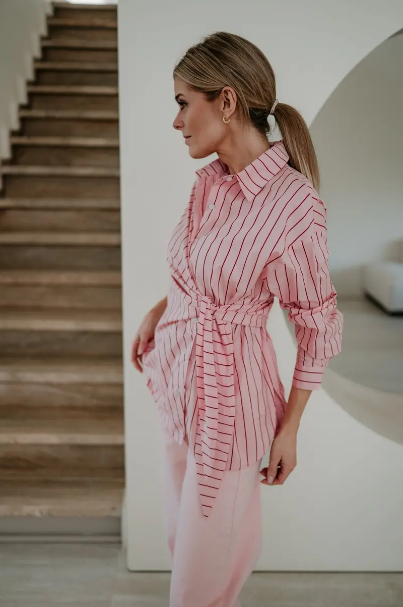 Livedo Soft Rose Long-Sleeve Shirt 1