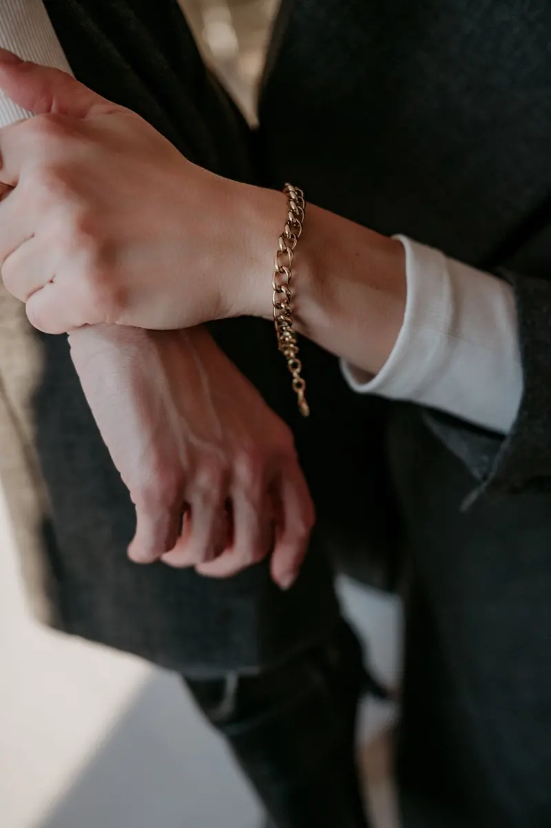 Sidio Delicate Chain Bracelet In Gold Tone 1