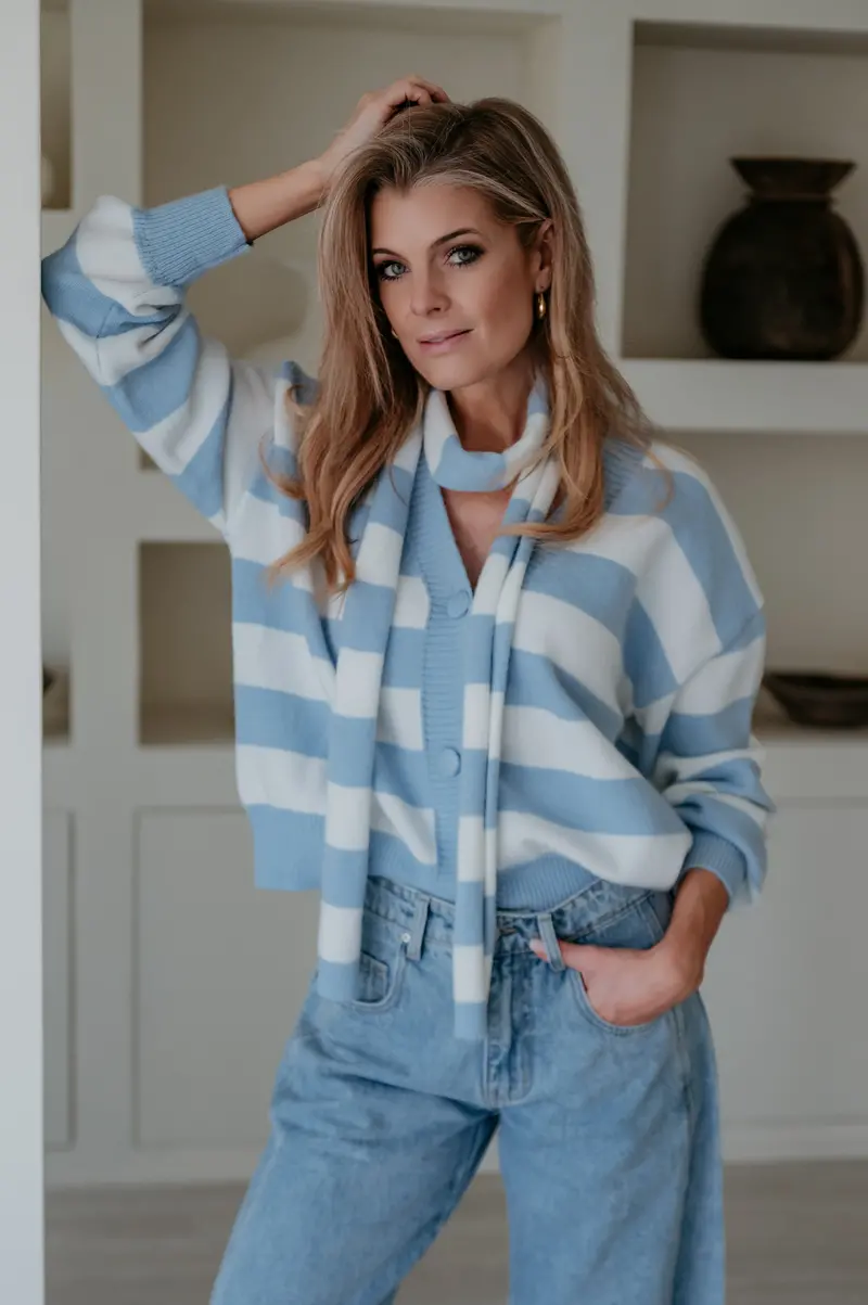 Velodi Blue Cardigan And Scarf Set 1